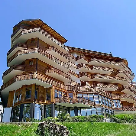 Villars-sur-ollon Sleeps 6 Pool Wifi Apartmán *