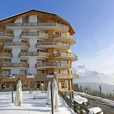 Villars-sur-ollon Sleeps 6 Pool Wifi Apartmán