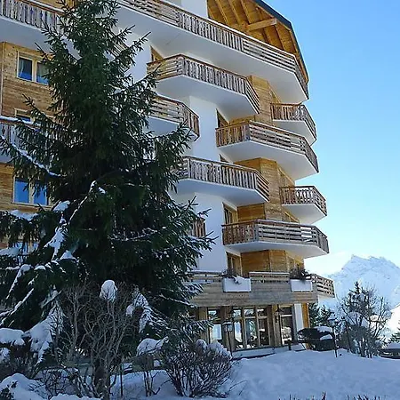 Villars-sur-ollon Sleeps 6 Pool Wifi Apartmán *